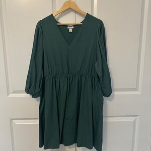 Ava&Viv Emerald Green V-Neck Long-sleeve Dress - 1X